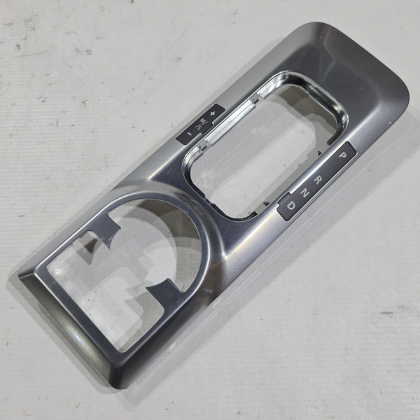Накладка кулисы Land Rover Range Rover 3 поколение (L322), 2002 - 2012