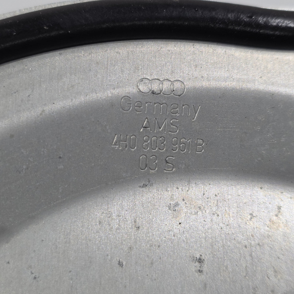 Крышка бензобака Audi A8 3 поколение (D4), 2009 - 2017