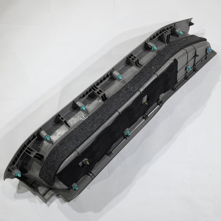 Обшивка порога Toyota Alphard 1 поколение (H10), 2002 - 2008