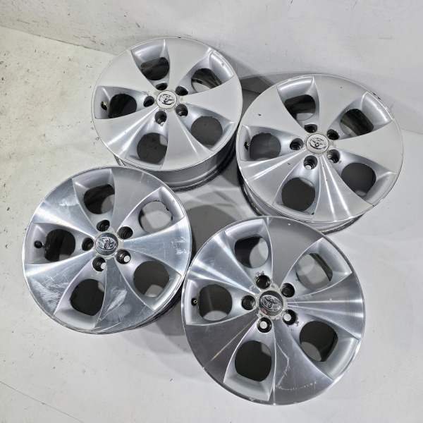 Комплект дисков Toyota Alphard 1 поколение (H10), 2002 - 2008