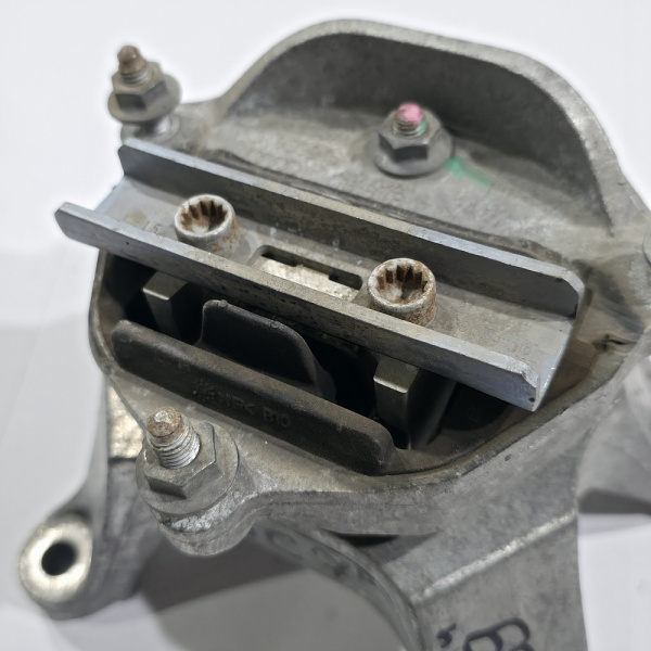 Подушка КПП Audi A6 4 поколение (C7), 2010 - 2018
