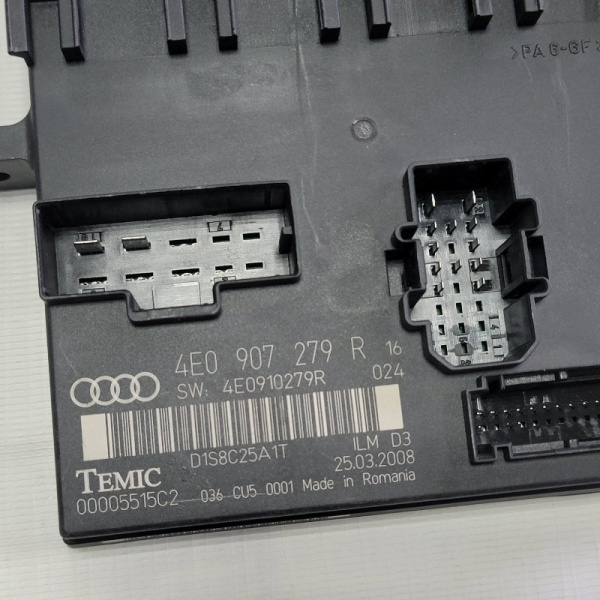 Блок комфорта Audi A8 2 поколение (D3), 2002 - 2010