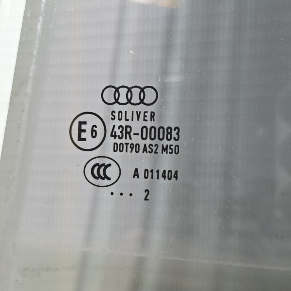 Стекло двери задний левый Audi A8 3 поколение (D4), 2009 - 2017