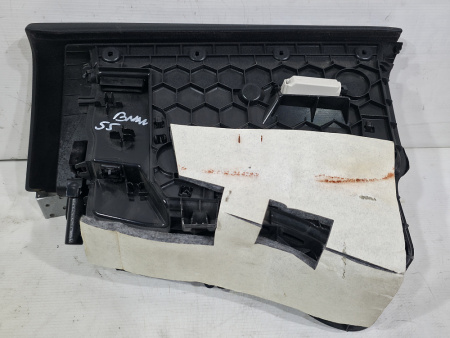 Бардачок BMW 3-series 6 поколение (F), 2011 - 2020