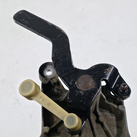 Кронштейн КПП Peugeot 407 1 поколение, 2004 - 2010