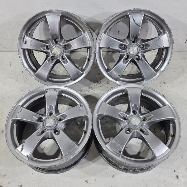 Комплект дисков Volkswagen Golf 5 поколение (MK5), 2003 - 2008