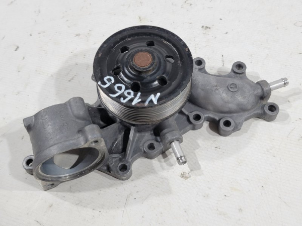 Насос водяной Toyota Land Cruiser 11 поколение (J200), 2007 - 2021
