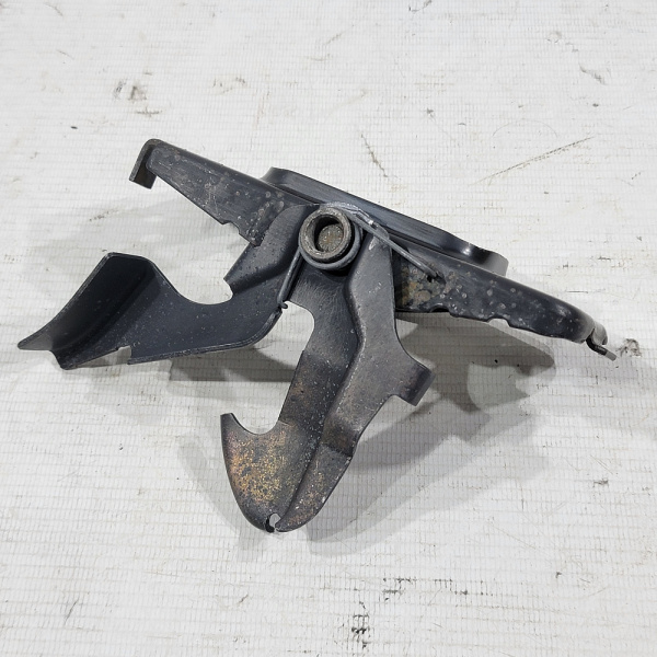 Крюк капота Chrysler PT Cruiser 1 поколение (PT), 2000 - 2010