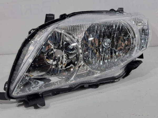 Фара левый Toyota Corolla 10 поколение (E140, E150), 2006 - 2013