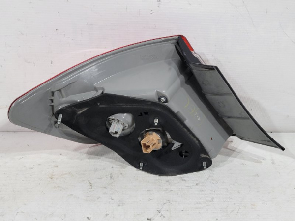 Фонарь правый Toyota Camry 8 поколение (XV50, XV55), 2011 - 2018